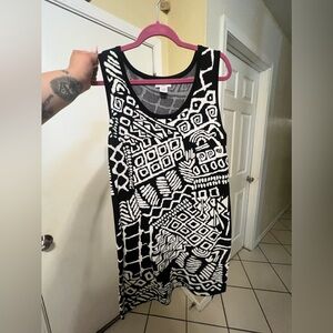 Carmen Marc Valvo B&W Body Con Midi Dress